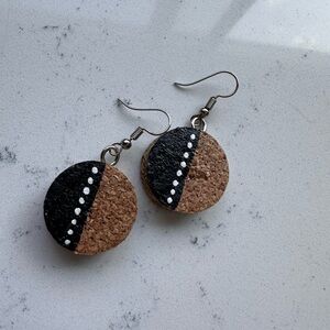 Hand painted cork earrings.